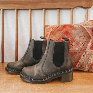 Dr. Martens Cadence Chelsea Boot